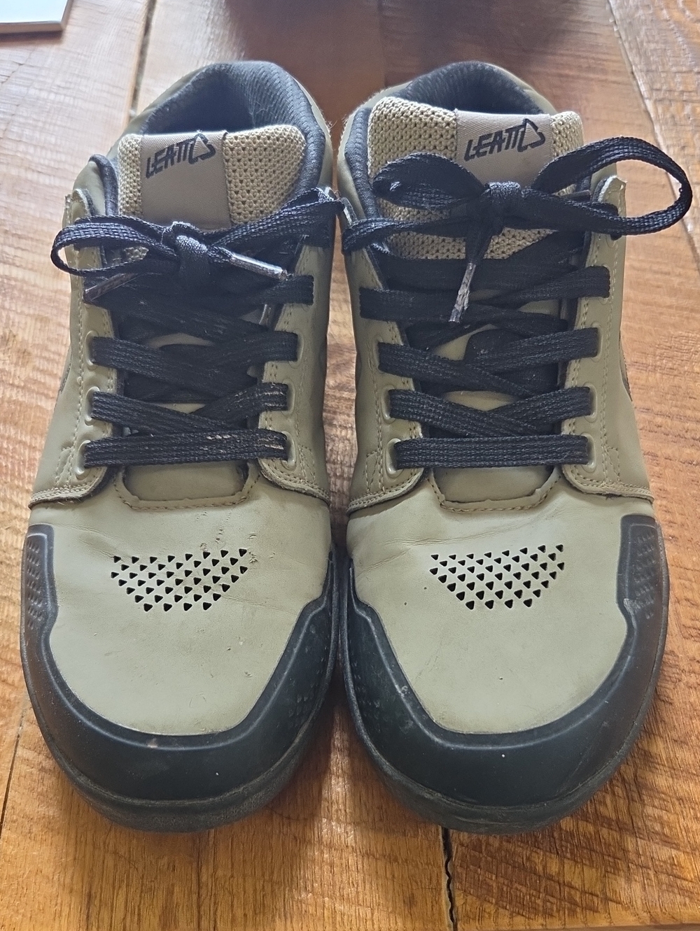 Mens Flat Petal Bike Shoes